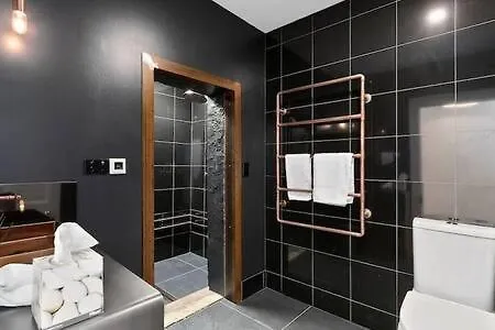 Holiday home Outstanding Quality Renovation Inner City Home Hobart Australia
