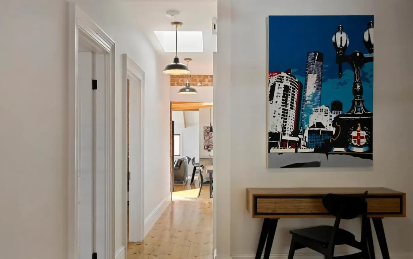 Outstanding Quality Renovation Inner City Home Hobart 0*,